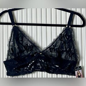 Sofia Vegara Embroidered Bralette, Size XXXL